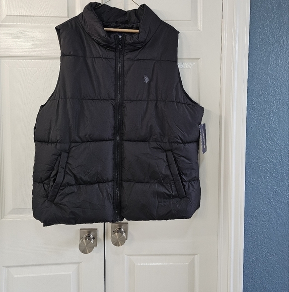 NWT U.S. POLO ASSN Puffer Vest  w Logo, Full Zip. 2X. Black - Picture 2 of 8